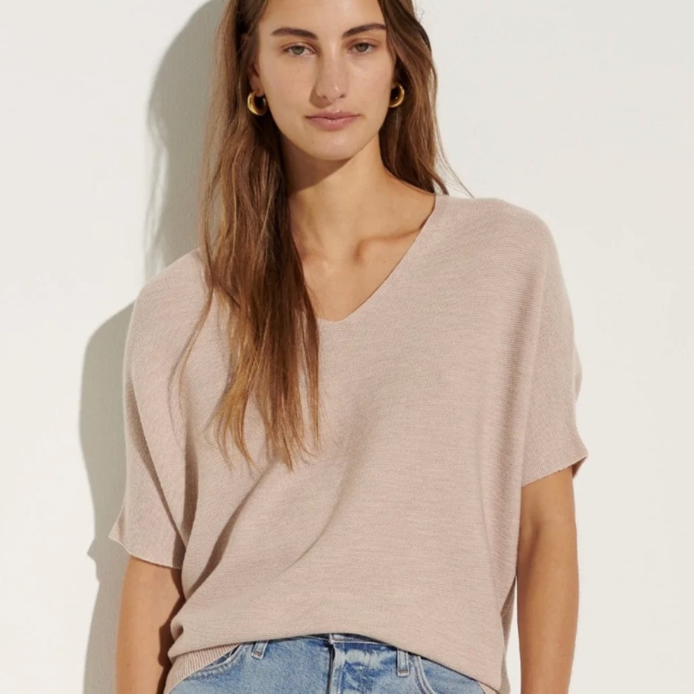 The Reset Nicola Essential V Pullover Size S/M Natural